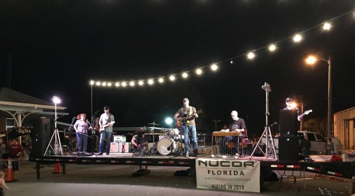 A Valentine Street Dance is Frostproof Fun