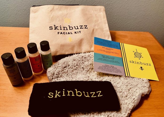 SkinbuzzKit The bag contains a lot of Skinbuzz products and makes it perfect to take on the road.