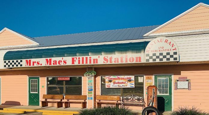 A Great Breakfast in Vero Beach at Mrs. Mac’s